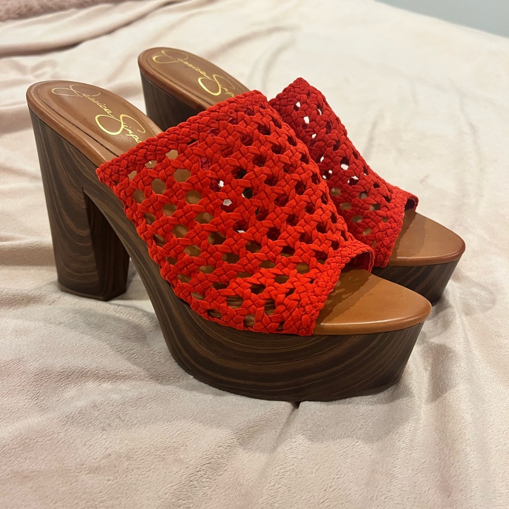 Jessica Simpson Clogs 🧡